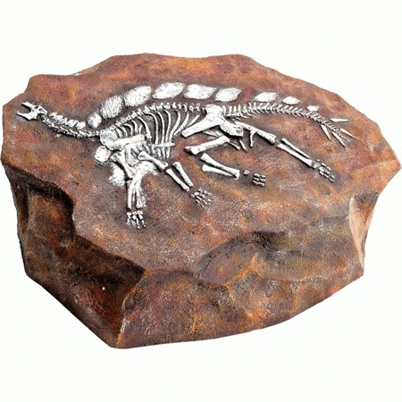 Крышка люка Камень со стегозавром